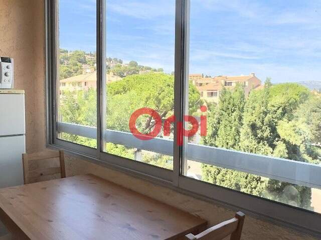 Studio À Vendre / 4 couchages - proche mer - St Mandrier — photo du bien