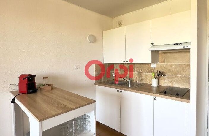 Studio À Vendre / 4 couchages - proche mer - St Mandrier — photo 5