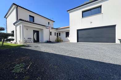 Maison 6 pièces 428440 €