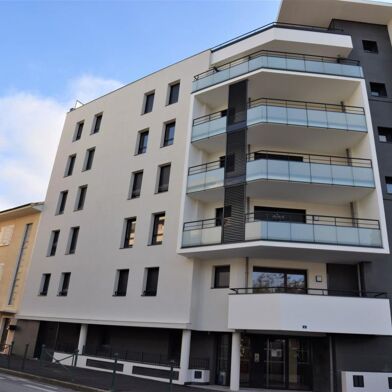 Appartement 1 pièces 910 €