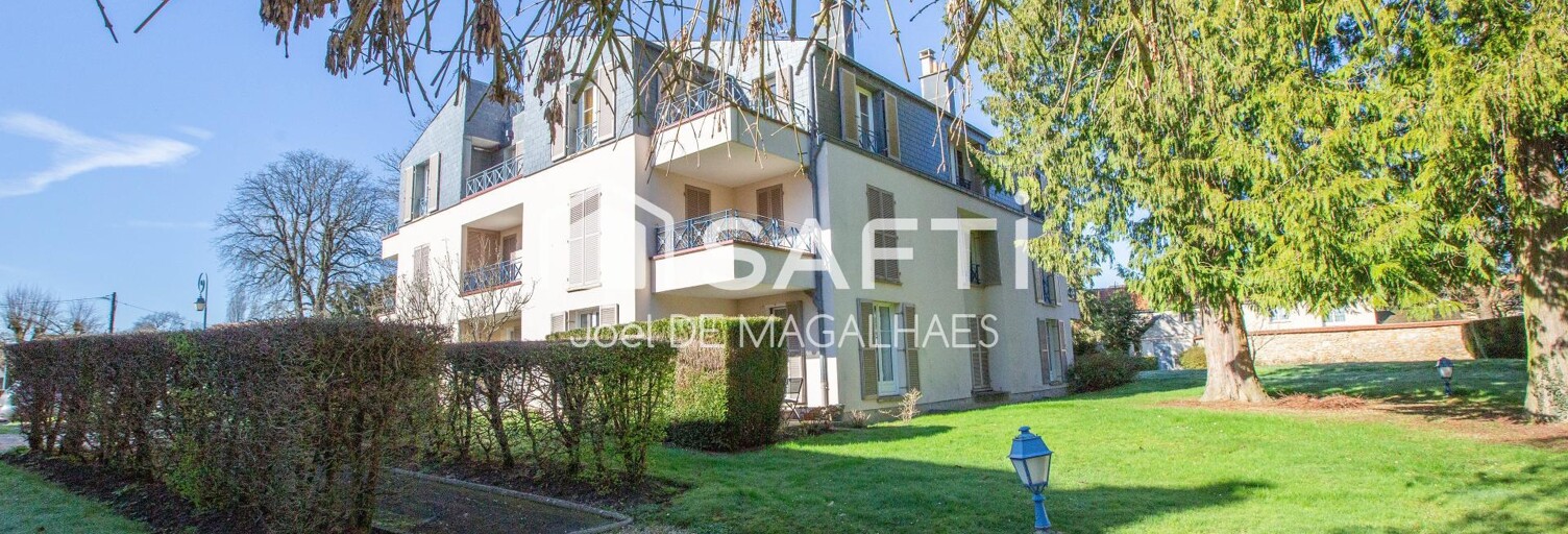 Appartement 5 Pièces 107 m² à vendre à Le Mesnil-Saint-Denis (78320)