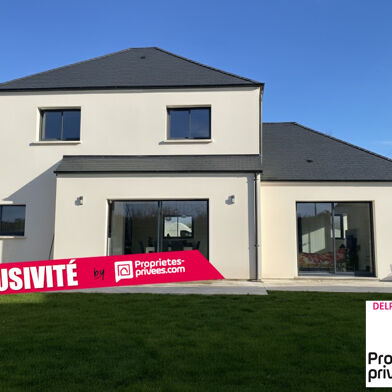 Maison 5 pièces 369600 €