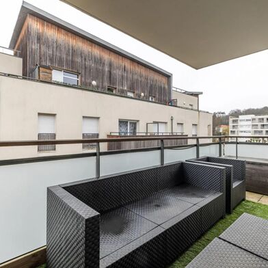 Appartement 4 pièces 285000 €