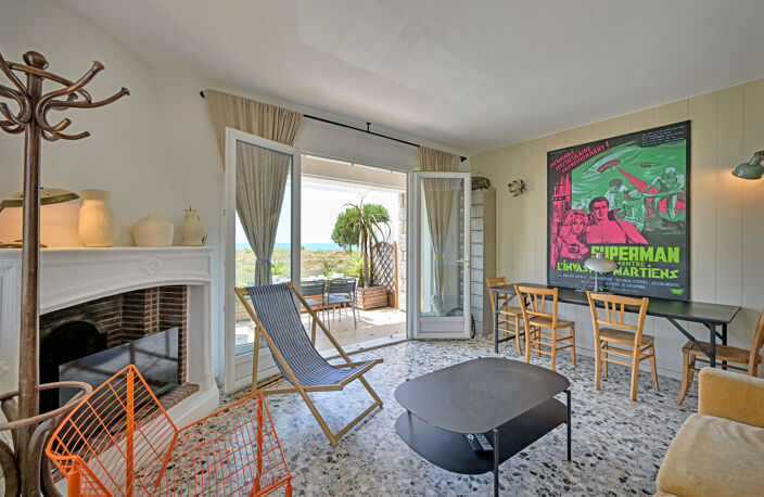 Dépt Gard (30), à vendre Le-Grau-Du-Roi 1ère Ligne Apparteme — photo 2
