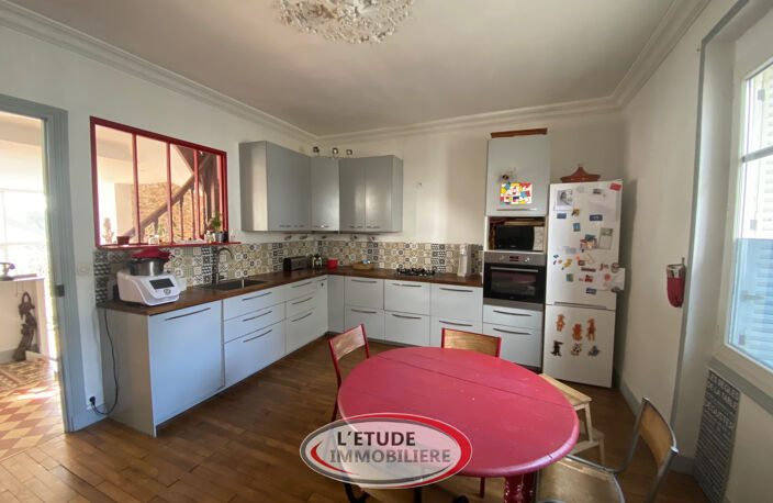 Maison atypique, le charme de l'ancien et l'attrait du conte — photo 4