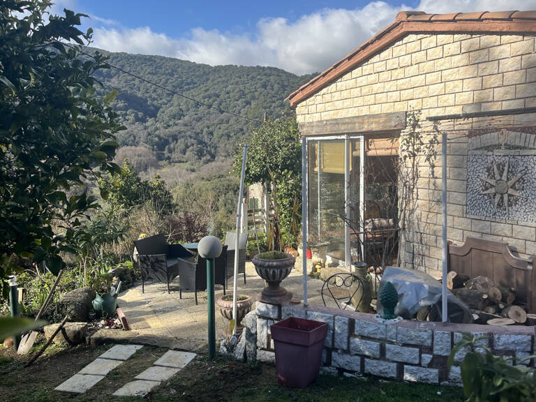 Maison F3 de plain-pied - Terrain de 1800m2  constructible - — photo 1