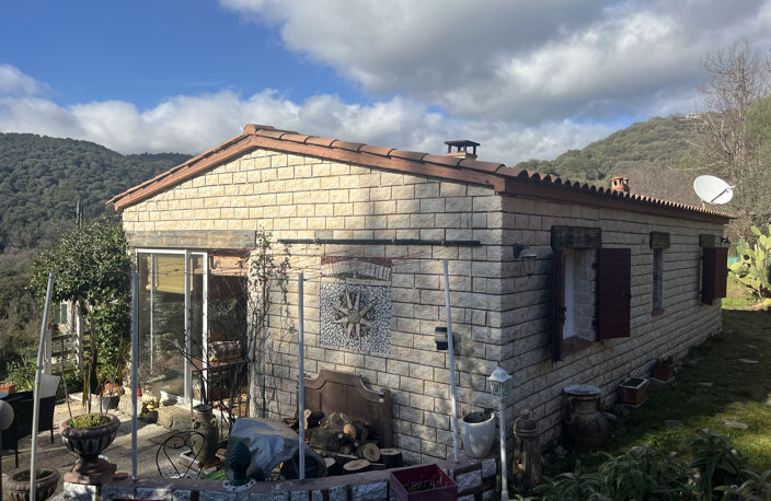 Maison F3 de plain-pied - Terrain de 1800m2  constructible - — photo 3