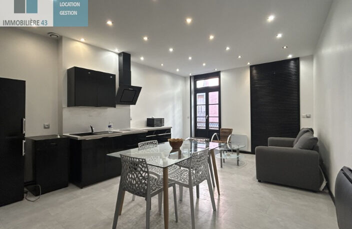 F2 40 M2 RENOVE CENTRE VILLE (PANNESSAC) — photo 2