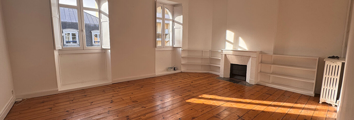 Appartement 5 Pièces 136 m² à louer à Pau (64000)