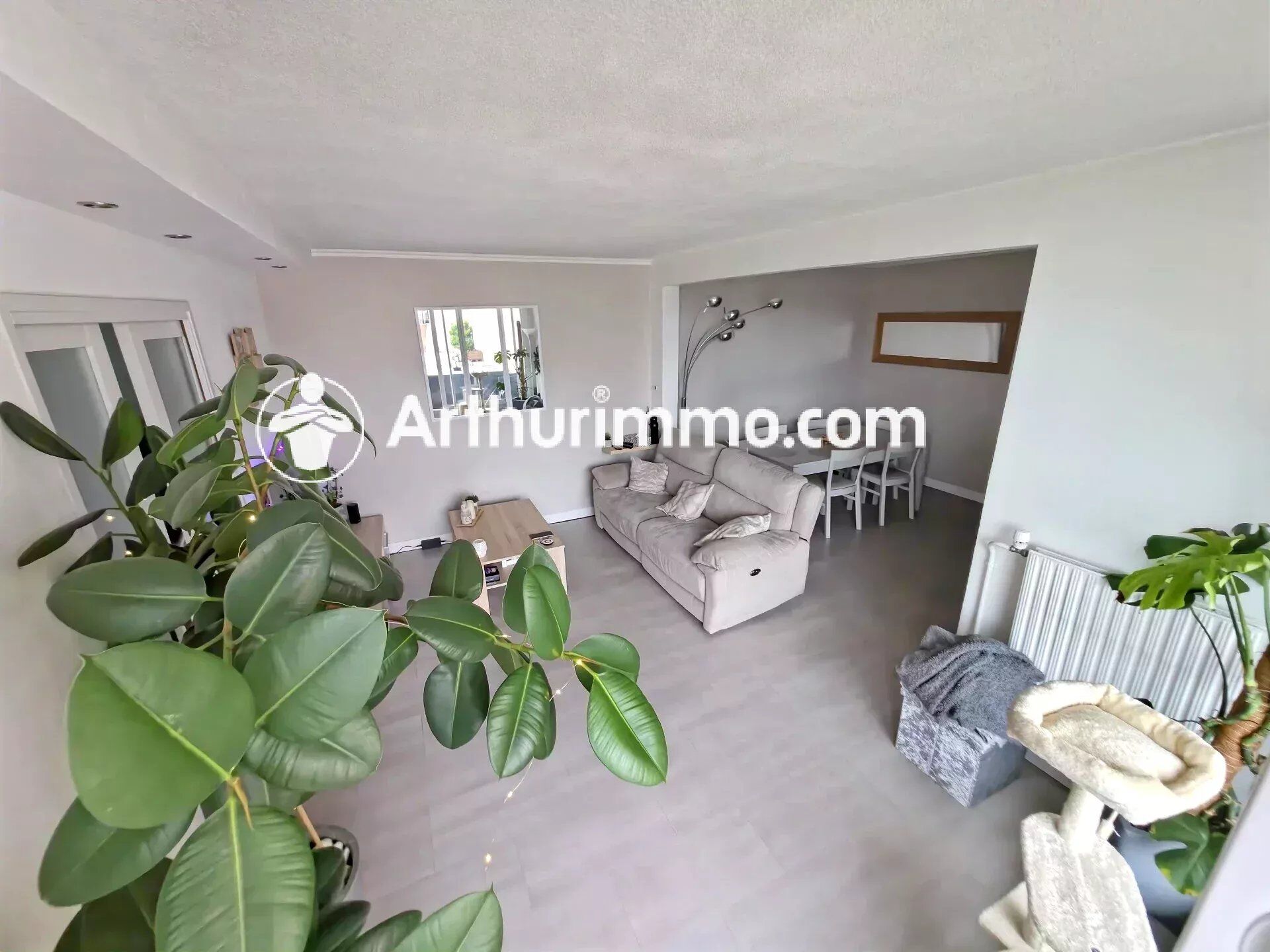 Appartement 4 pièces 85 m² · à Savigny-le-Temple · 85 m² · 191 900 €