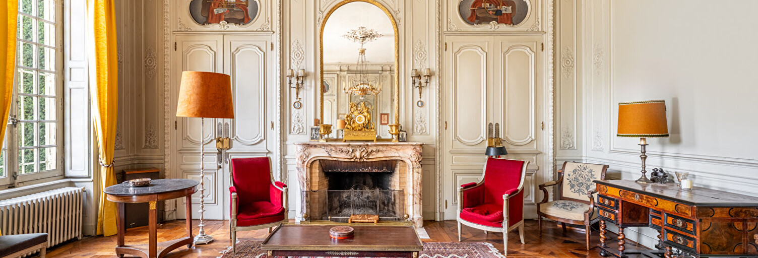 Appartement 8 Pièces 313 m² à vendre à Écully (69130)