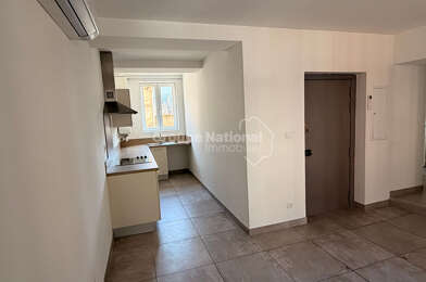 Appartement 3 pièces 695 €