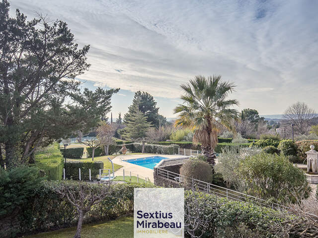 Appartement Aix En Provence 2 pièces 32 m2 Résidence sécurisée avec piscine et tennis — photo du bien