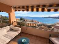 3 PIÈCES DE 71M² AVEC TERRASSE - VUE PANORAMIQUE SUR LA MER — photo 2