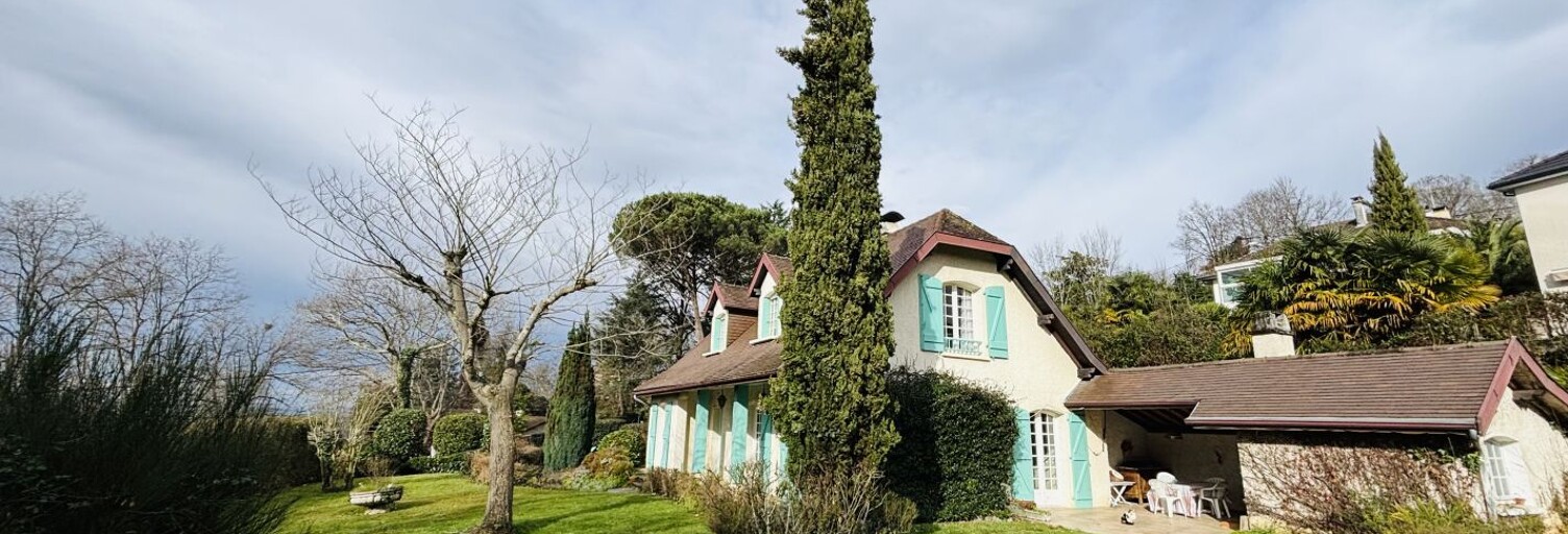 Maison 5 Pièces 136 m² à vendre à Serres-Morlaàs (64160)