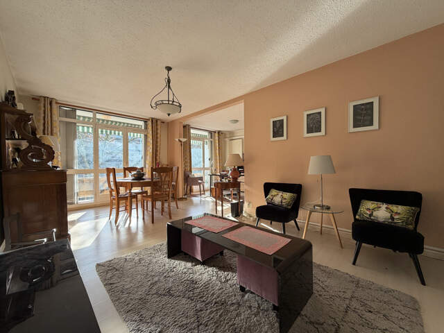 T4 lumineux de 75,85 M2 — photo du bien