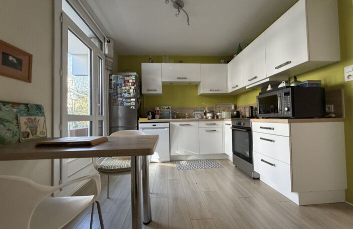 T4 lumineux de 75,85 M2 — photo 2