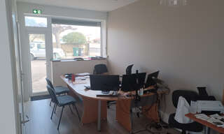 Bureau 4 Pièces 80 m² à louer à Sauvian (34410)