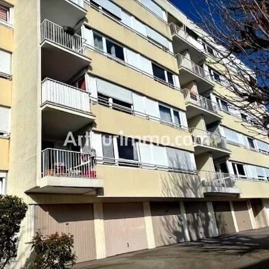 Appartement 4 pièces 198000 €