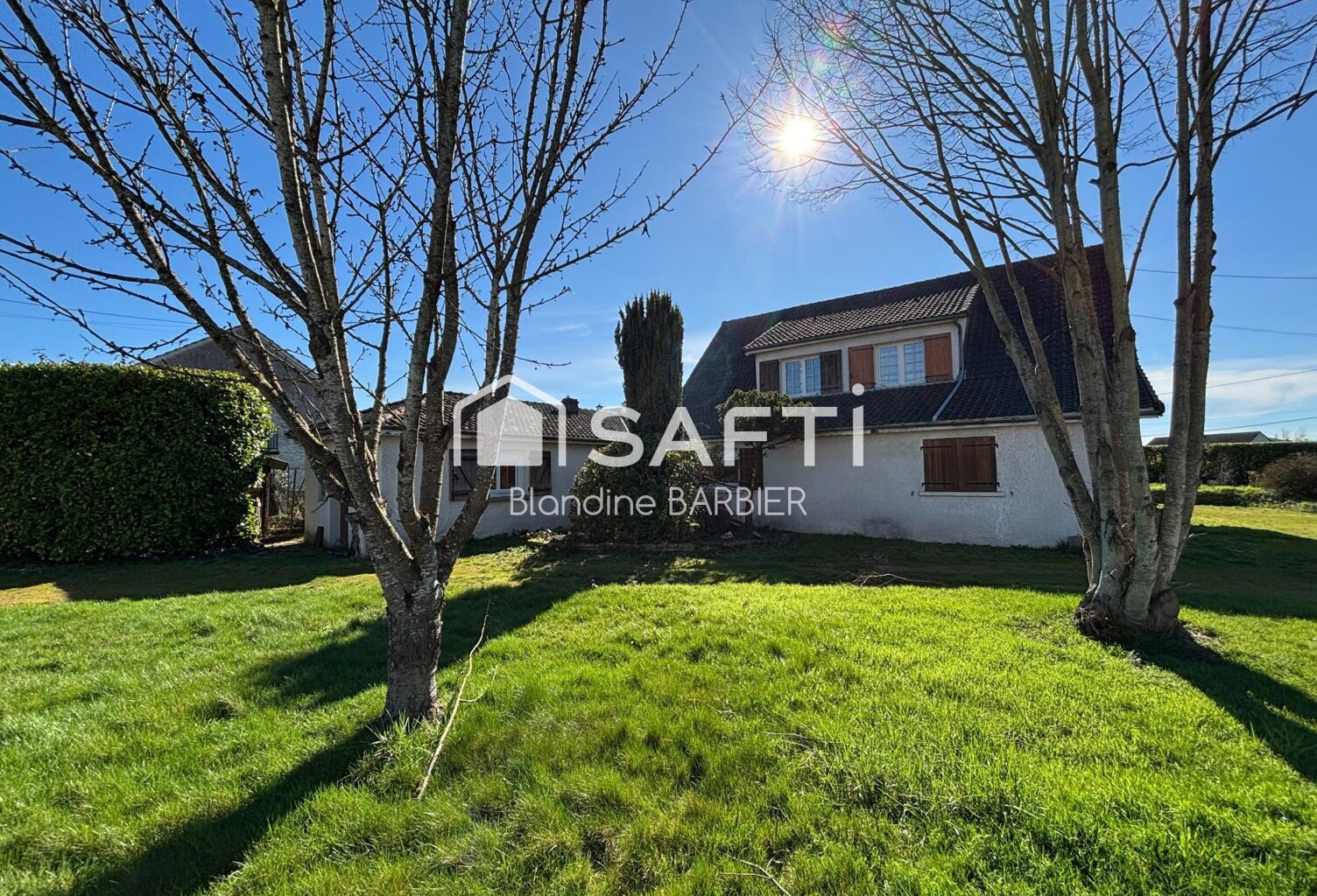 Maison 210 m² 4 chambres + appartement T2 — photo 1