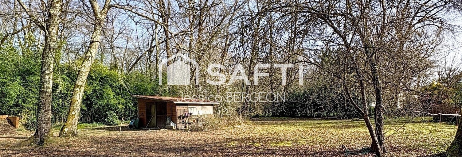 Terrain  1445 m² à vendre à Le Pian-Médoc (33290)