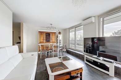 Appartement 4 pièces 215000 €