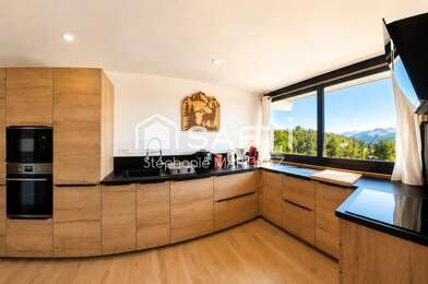 Appartement 4 pièces 255000 €