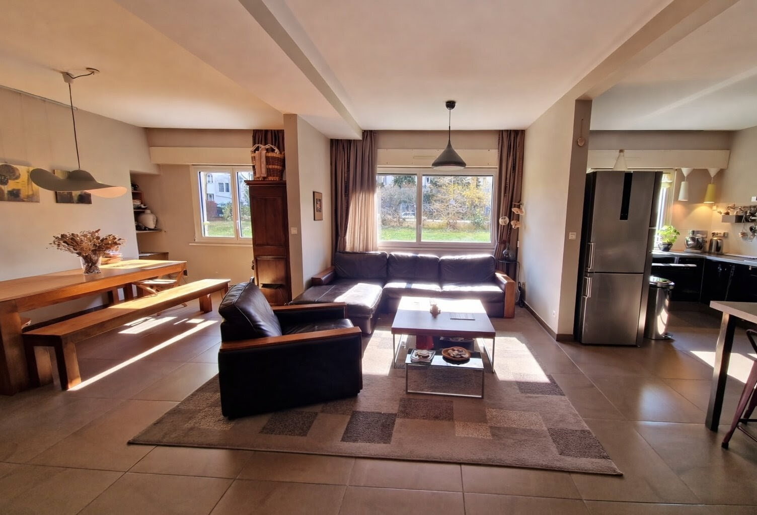 QUARTIER MONPLAISIR - DUPLEX INVERSÉ ATYPIQUE DE 220 M2 - MÉ — photo 1