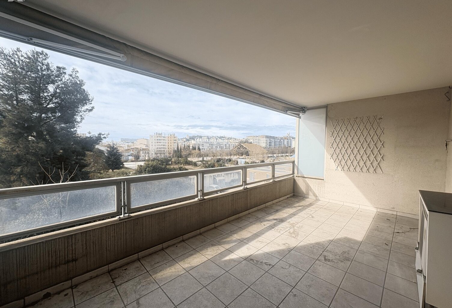 Vente appartement 4 pièces 84 m² Marseille 10 (13010) — photo 1