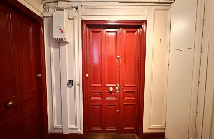 Vente appartement 4 pièces 89 m² Paris 11 (75011) — photo 3