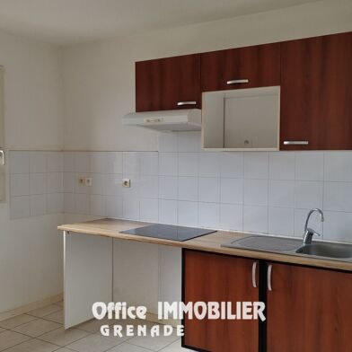 Appartement 3 pièces 665 €