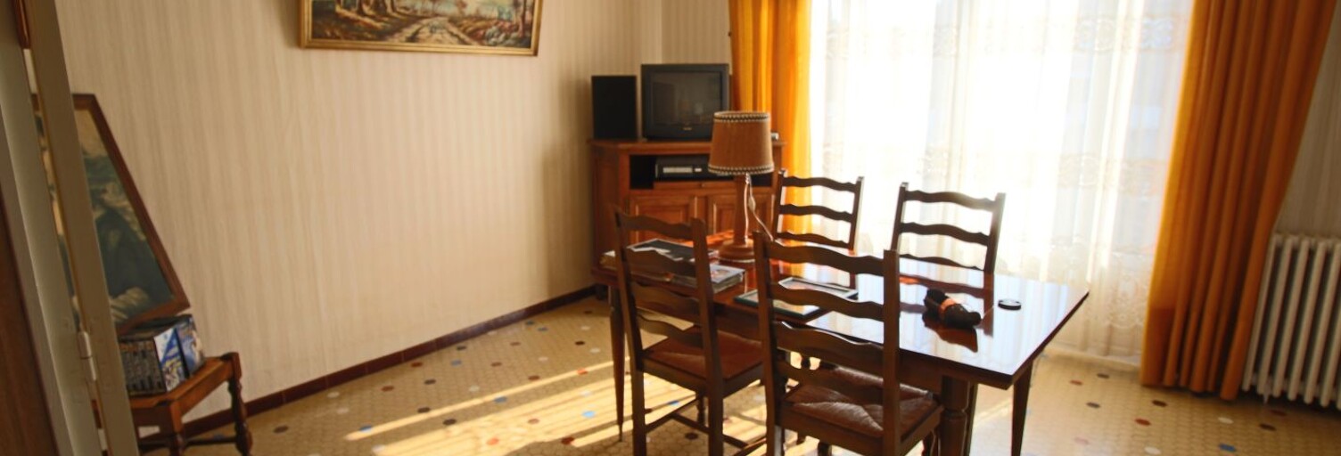 Maison 6 Pièces 127 m² à vendre à Puy-l'Évêque (46700)