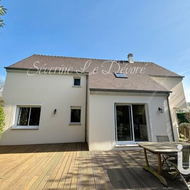 Maison 9 pièces 730000 €