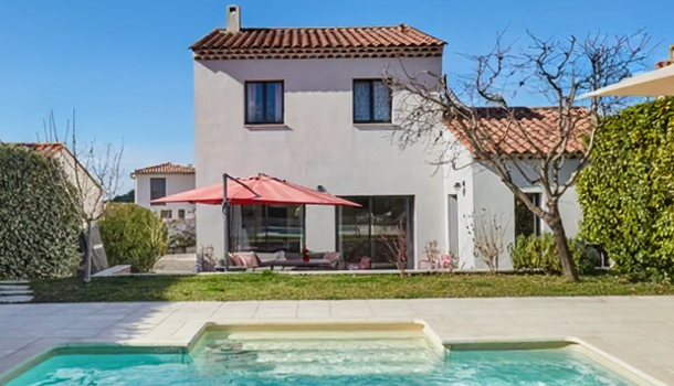 Villa / Maison 5 pièces  à vendre Luynes 13080