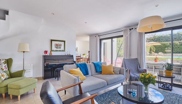 Villa / Maison 5 pièces  à vendre Luynes 13080