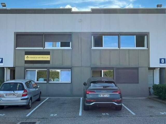 LOCAL D'ACTIVITE à LOUER — photo du bien