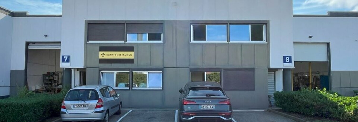 Commerce  363 m² à louer à Décines-Charpieu (69150)