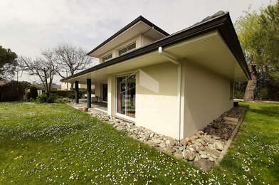 Maison 4 pièces 1500 €