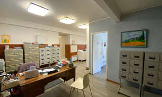 Commerce 4 Pièces 64 m² à louer à Bouc-Bel-Air (13320)