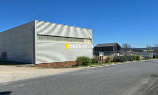 Commerce  276 m² à louer à La Loubière (12740)