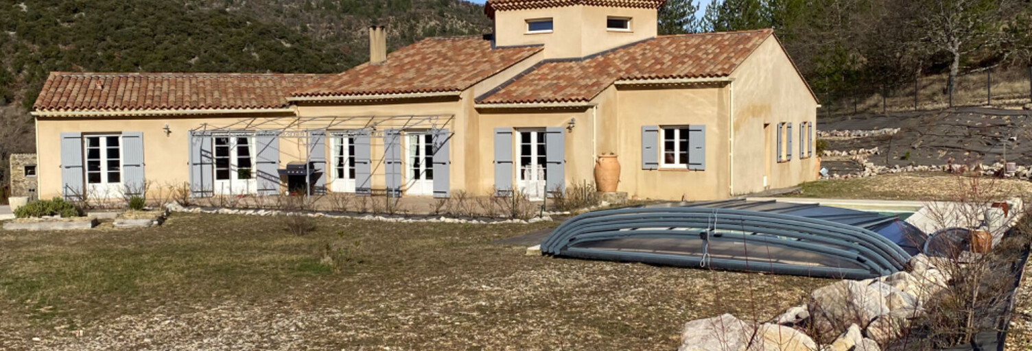 Maison 10 Pièces 270 m² à vendre à Savoillan (84390)