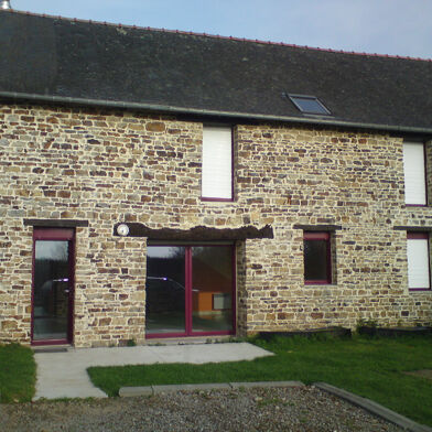 Maison 5 pièces 725 €