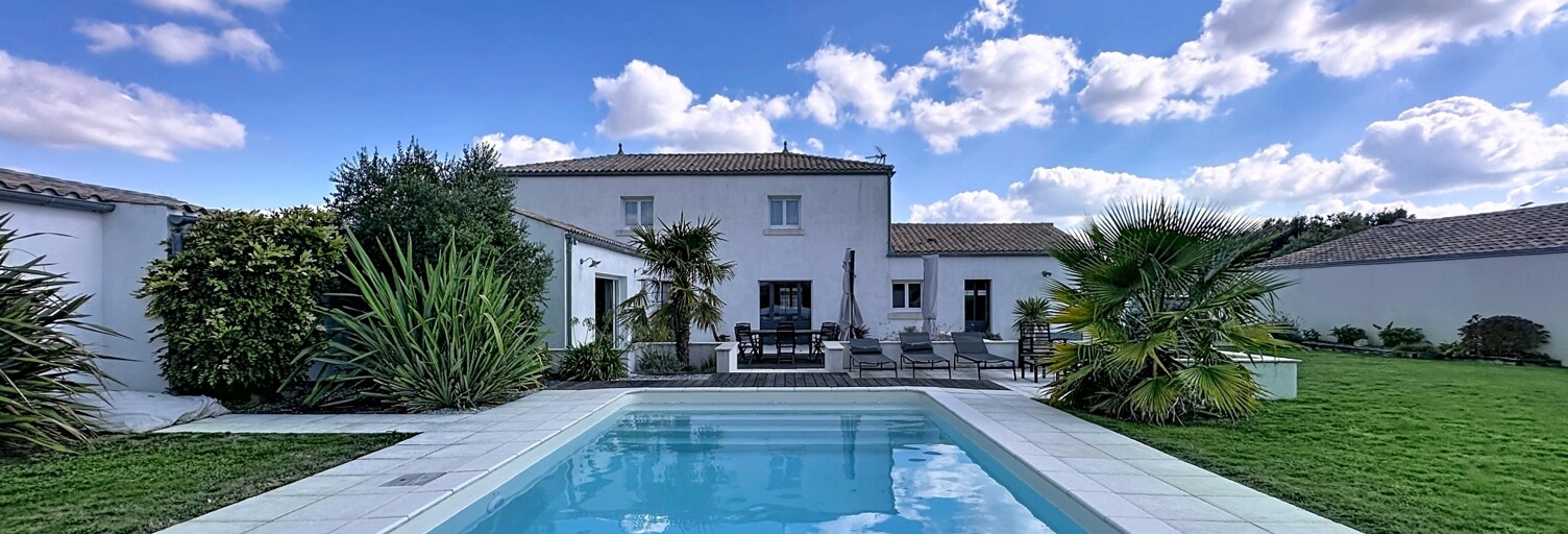 Maison 6 Pièces 187 m² à vendre à Bourgneuf (17220)