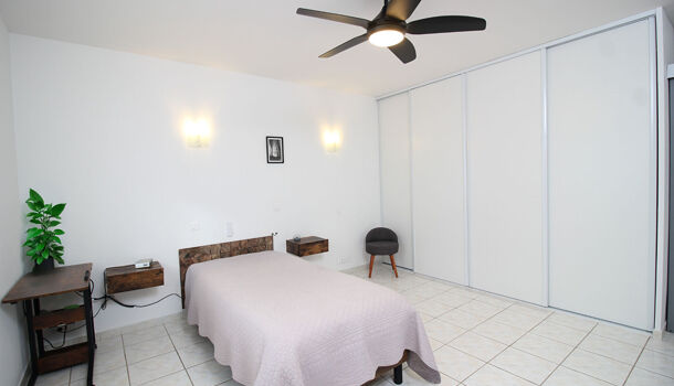 Villa / Maison 5 pièces  à vendre Saint-Gilles 30800