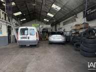 Vente Boutique/Local commercial 250 m&sup2; — photo 2