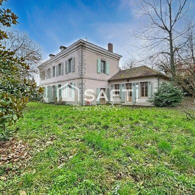 Maison 13 pièces 399500 €