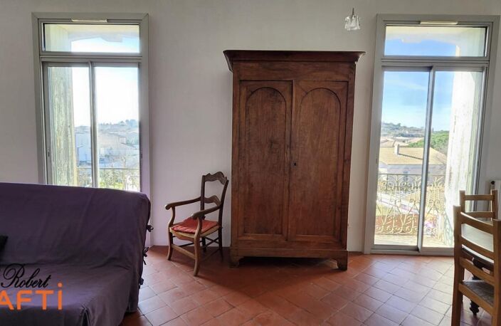 Bel appartement avec beaux volumes et grand jardin — photo 3