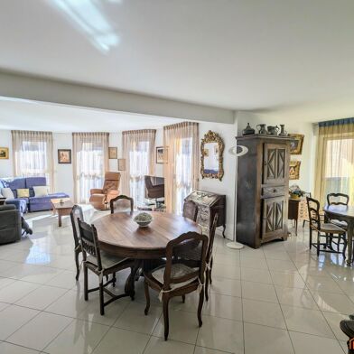 Appartement 4 pièces 1110000 €