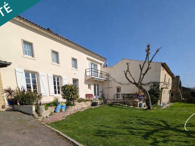 MAISON FAMILIALE DE 3 CHAMBRES AVEC JARDIN ET DEPENDANCES À AULNAY. — photo du bien