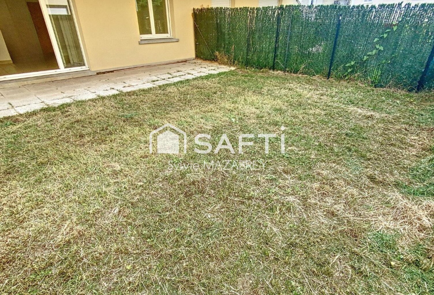 MONTEREAU-FAULT-YONNE (77)  APPARTEMENT T2 EN REZ-DE-JARDIN AVEC PARKING — photo 1